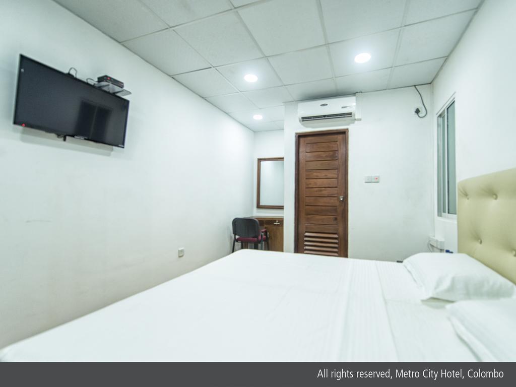 Metro City Hotel Colombo Kültér fotó