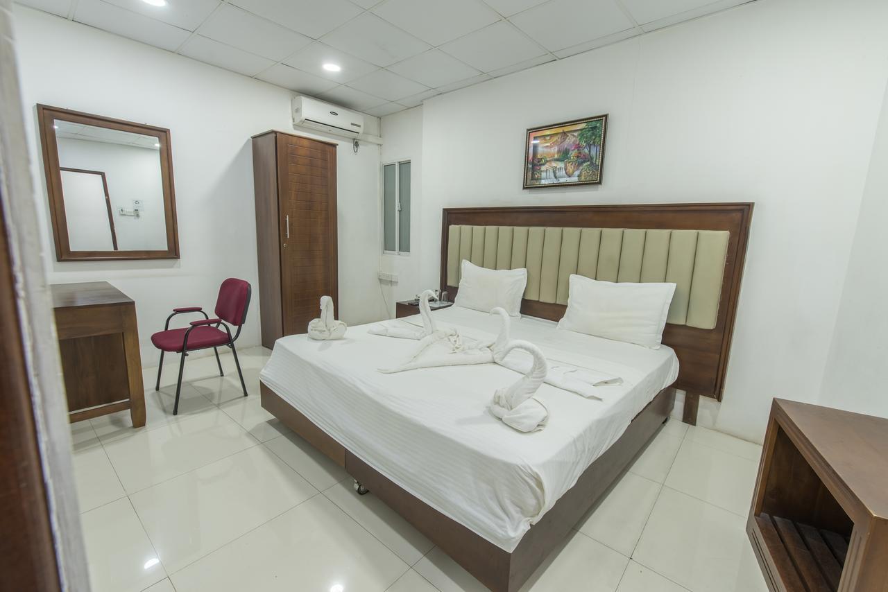 Metro City Hotel Colombo Kültér fotó