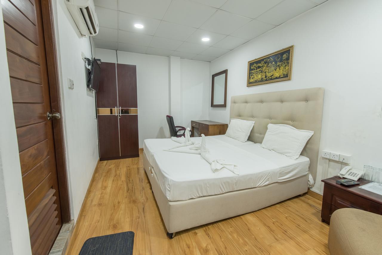Metro City Hotel Colombo Kültér fotó
