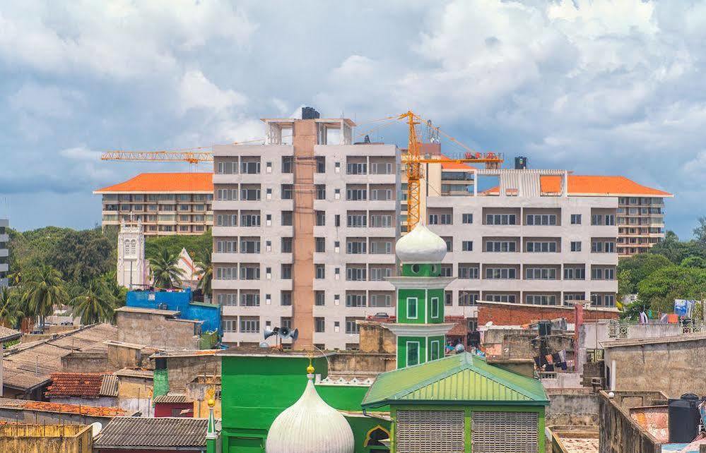 Metro City Hotel Colombo Kültér fotó