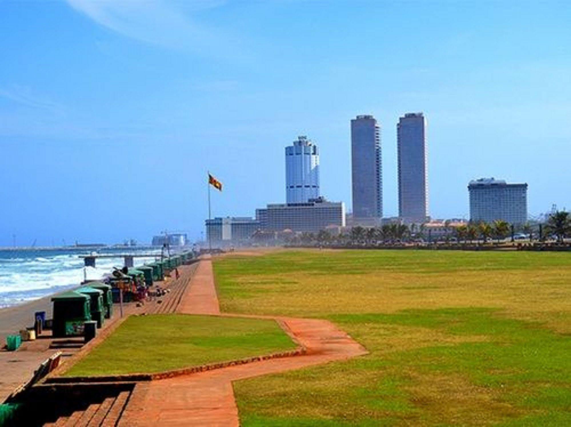 Metro City Hotel Colombo Kültér fotó