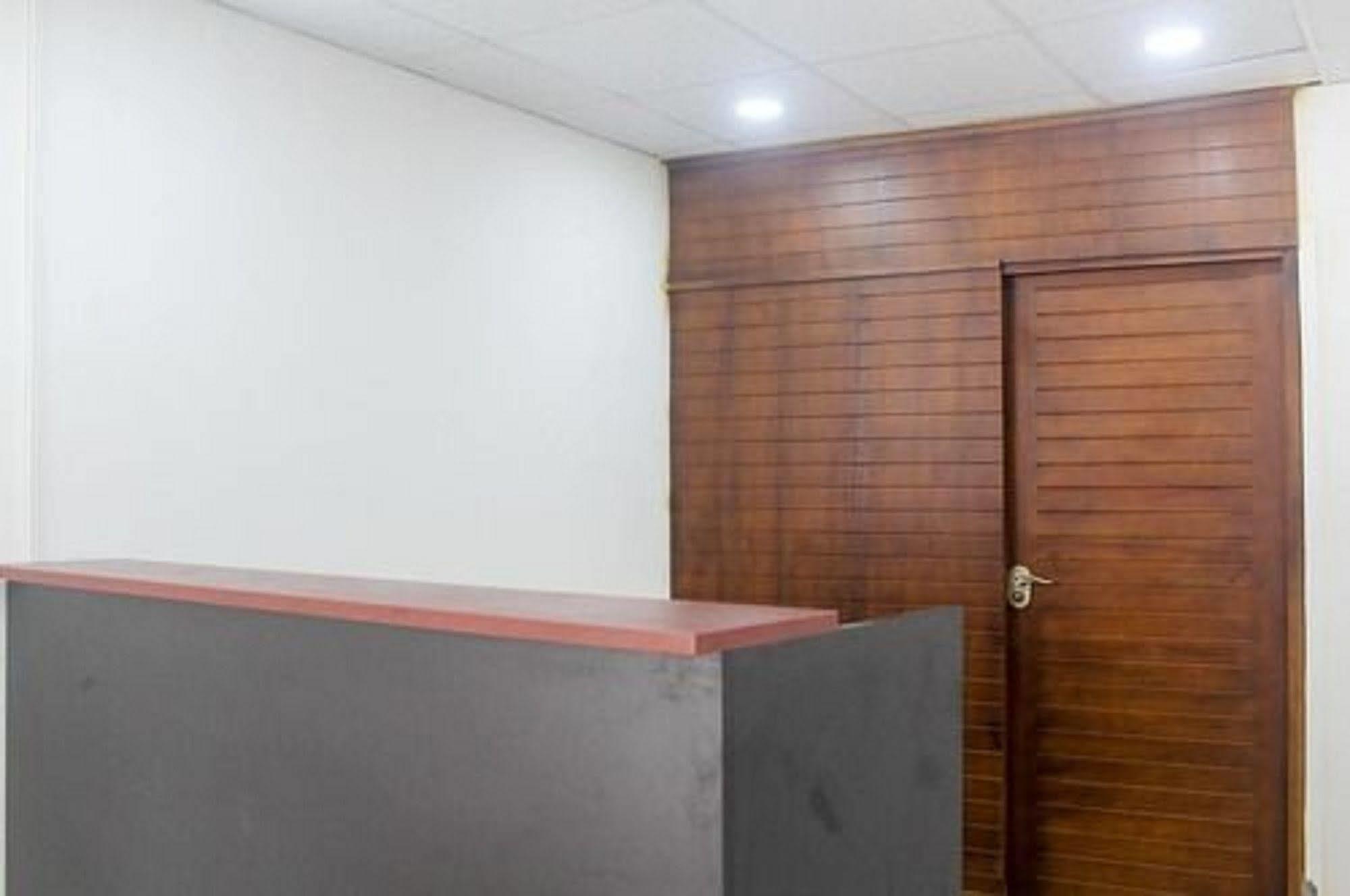 Metro City Hotel Colombo Kültér fotó