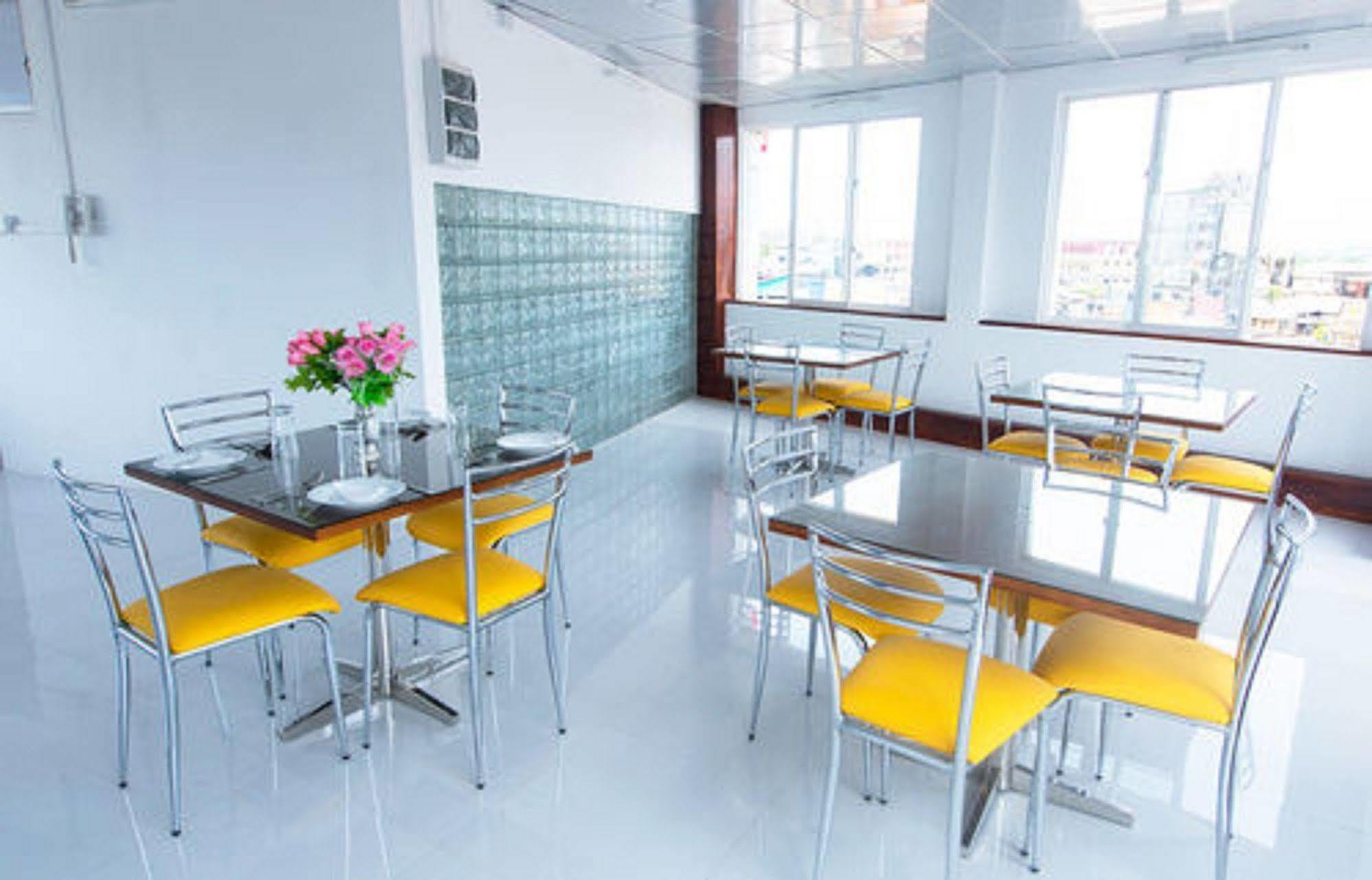 Metro City Hotel Colombo Kültér fotó