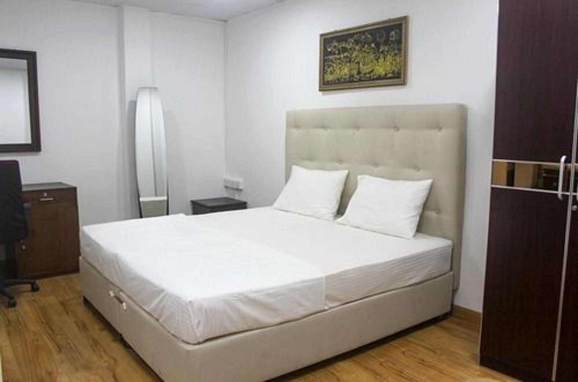 Metro City Hotel Colombo Kültér fotó